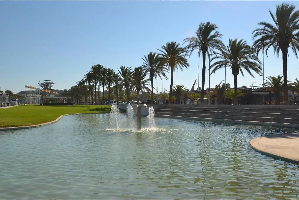 Apartment Piso Delante De La Playa La Pineda Con 2 Habitaciones Spain